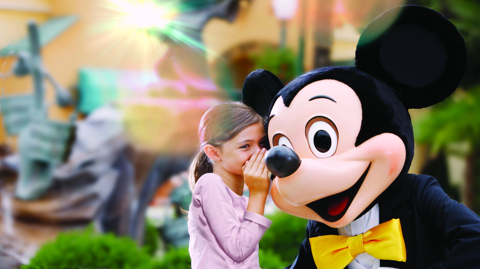 Meeting Mickey and friends at Disneyland Paris